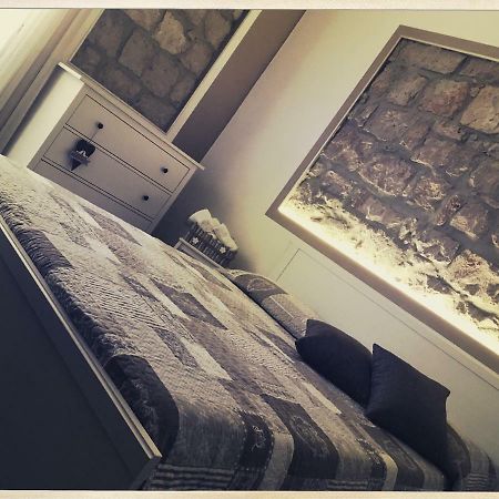 The Hive Stefy'S Apartment Иглесиас Экстерьер фото